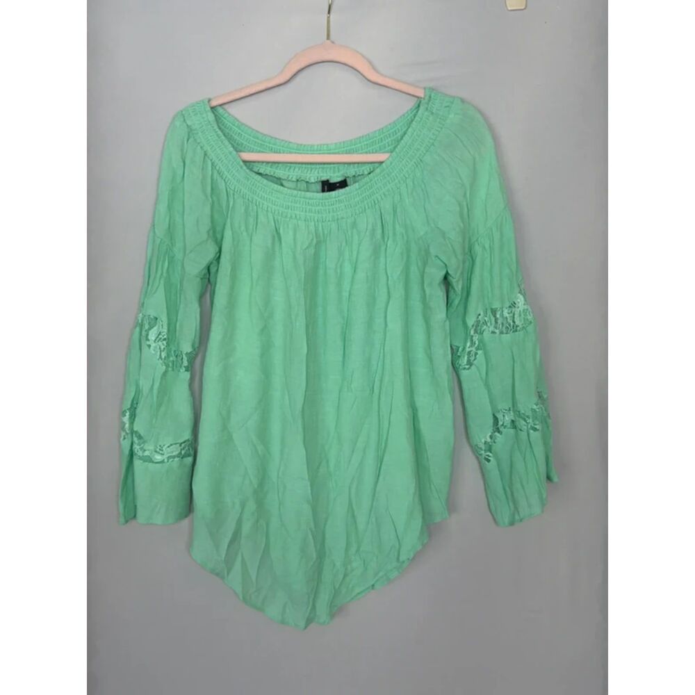 New Directions mint green off-shoulder top, lace inset bell sleeves, size M